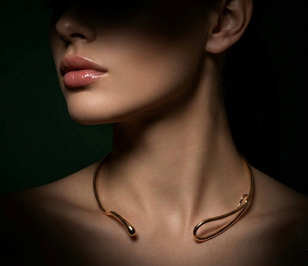 Zwery Infinity Curve Gold Open Choker