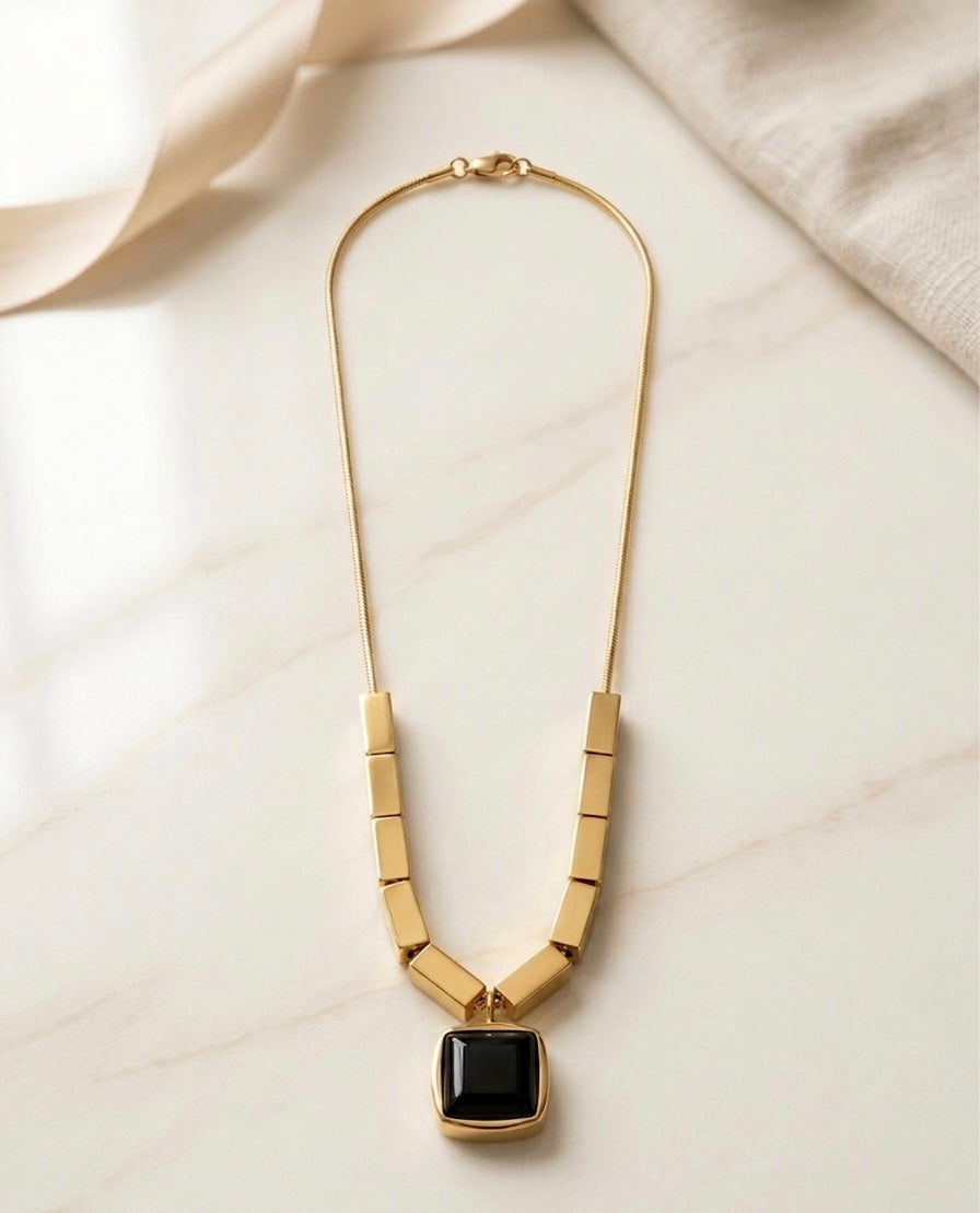 Noir Gold Necklace