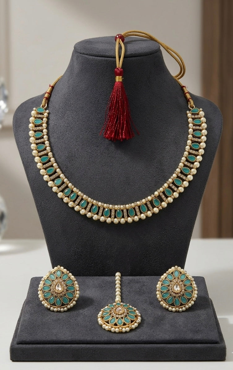 Pearl Grace Necklace Set
