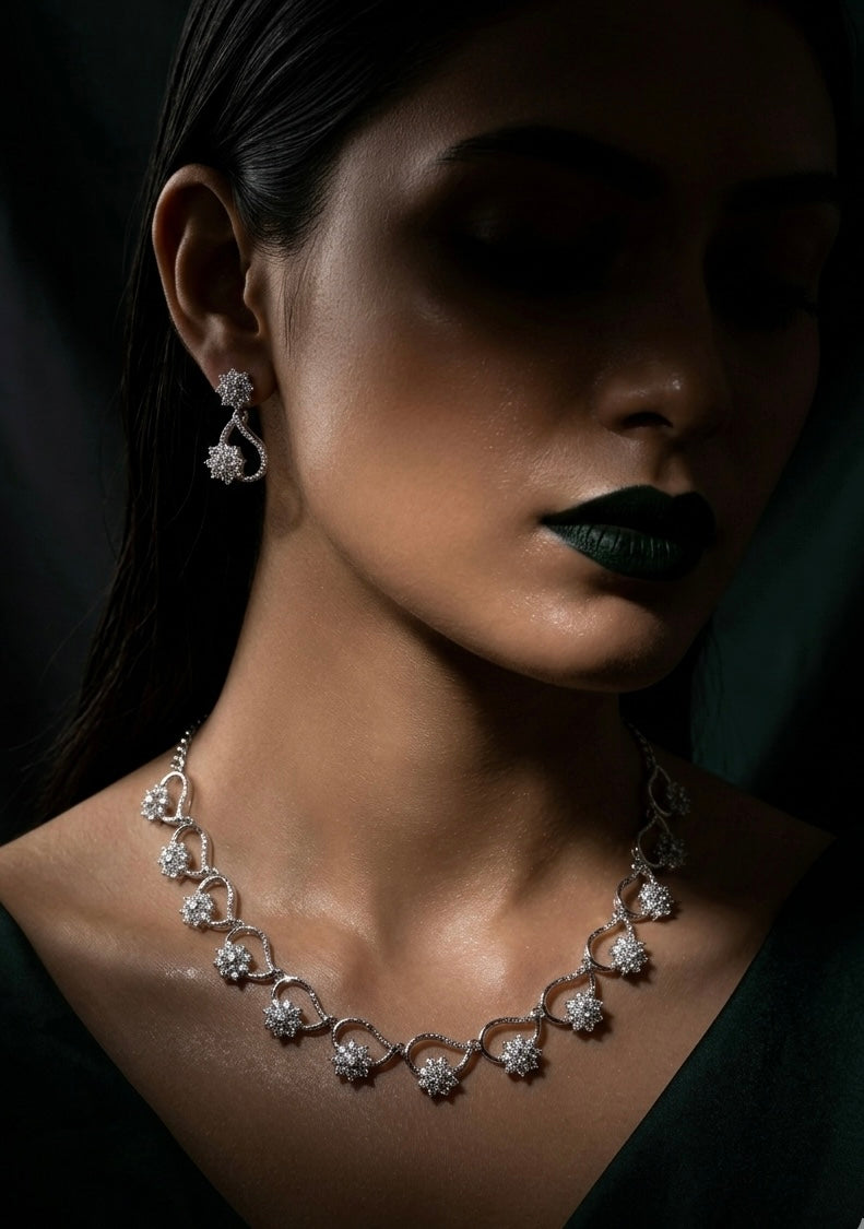 Amora Heart Bloom Necklace Set