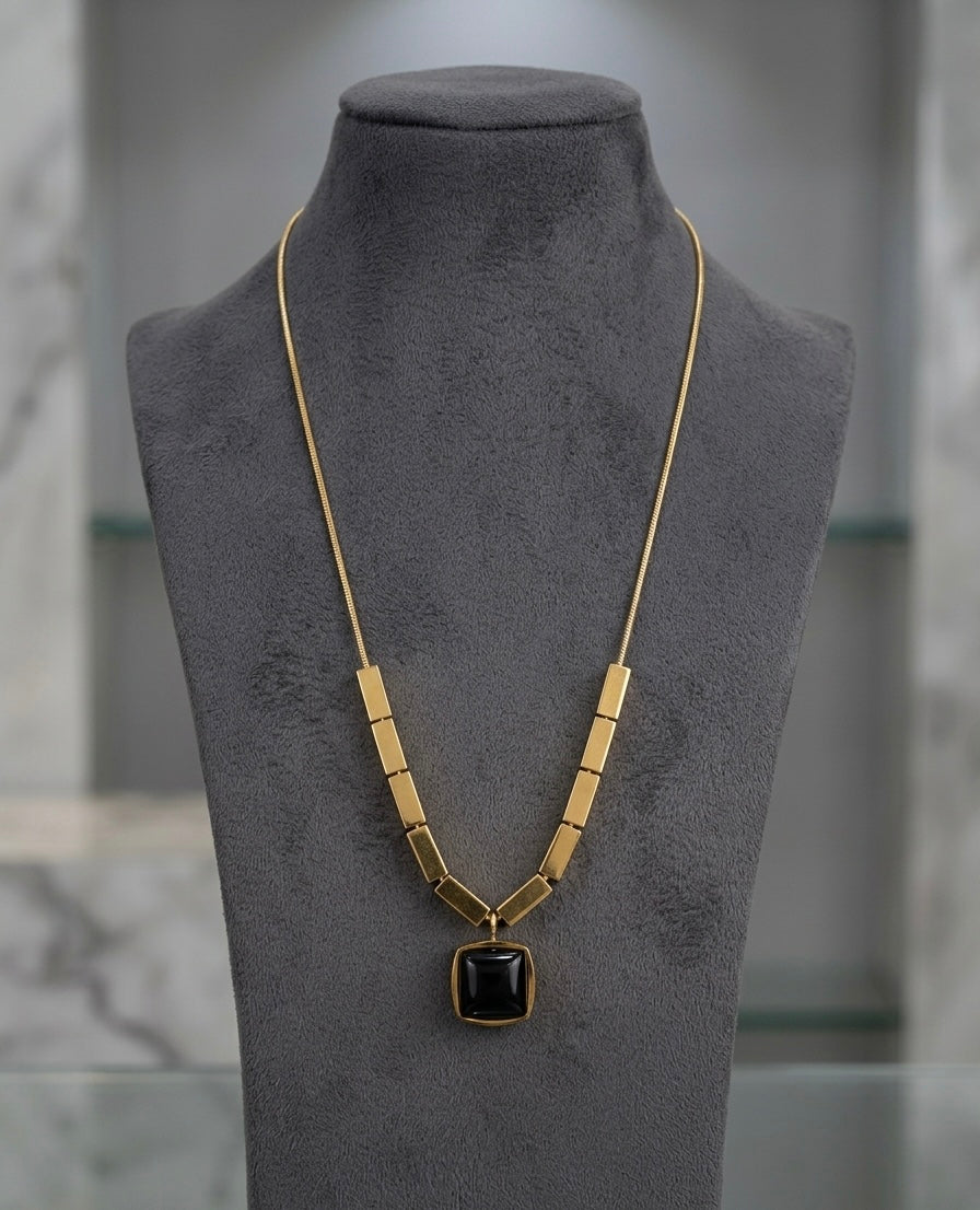 Noir Gold Necklace