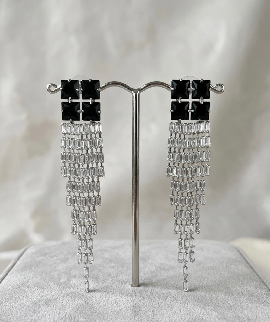 Noira Luxe Tassel Black Earrings